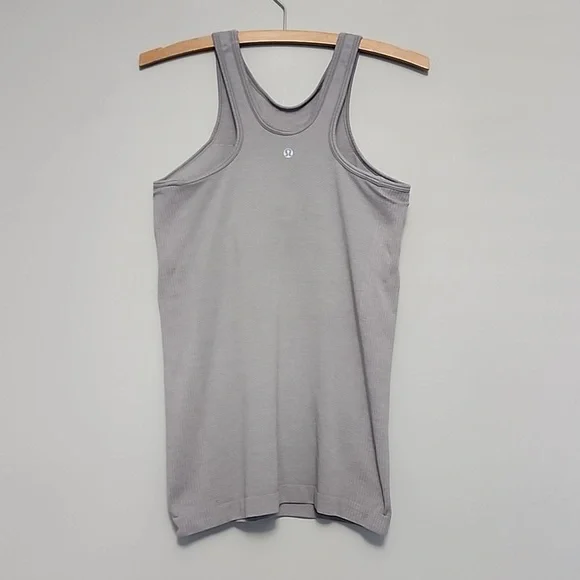 Lululemon Athletica tight tanks with built in bra - Size 8 - Picture 3 of 10